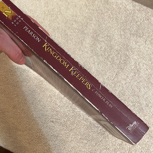 📚2/$6  Power Play #4 in the Kingdom Keepers Series - Picture 3 of 12